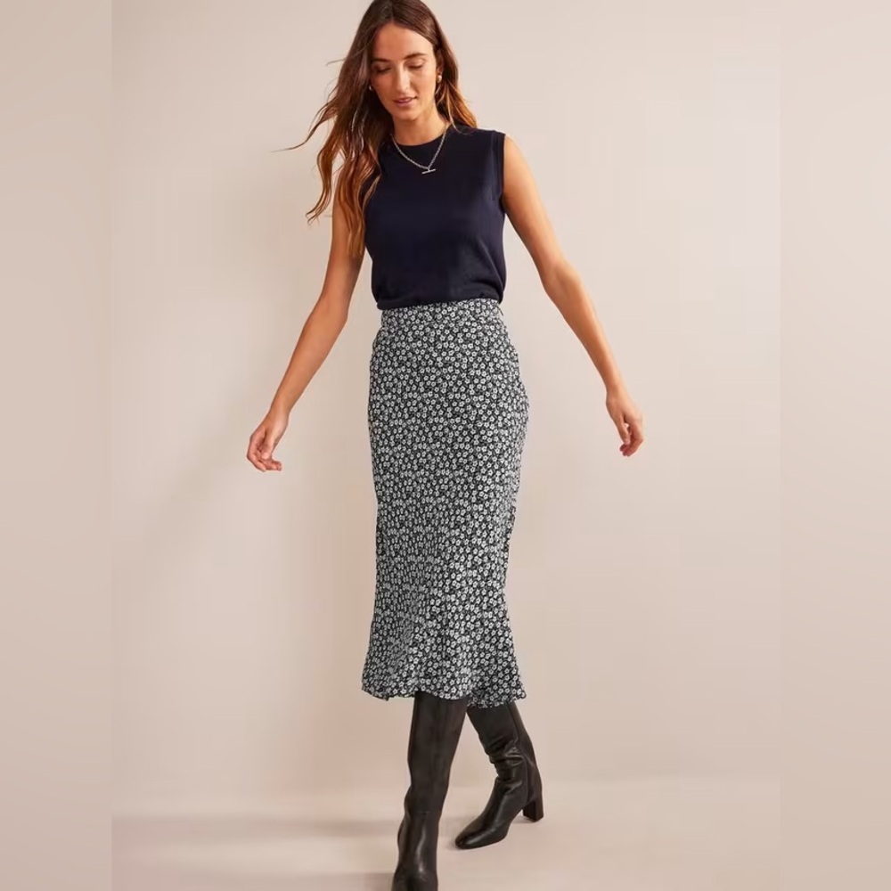 Boden Bias-cut Printed Midi Skirt /Black, Petal Pop / 6 R